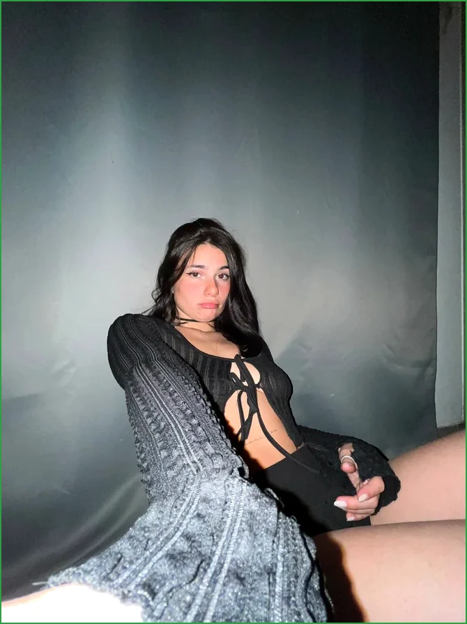 Chloe, top Darmowe OnlyFans modelki - Łazieniec