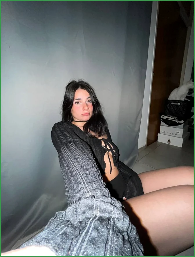 Chloe Najlepsze Darmowe OnlyFans Łapy